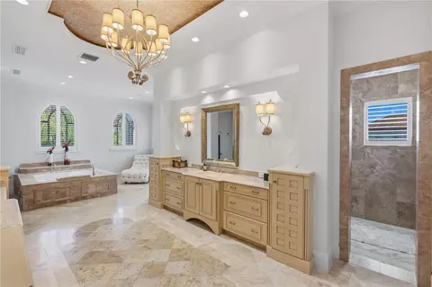 Bath - 5603 Marleon Dr, Windermere, FL 34786 photo 2 of 6