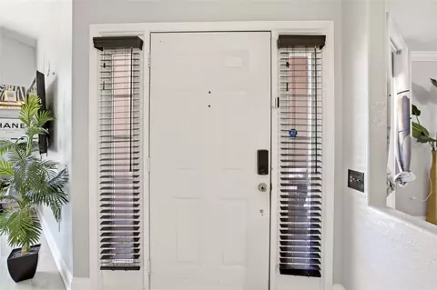 Entry Way - 1361 Olympia Park Cir, Ocoee, FL 34761 photo 2 of 3