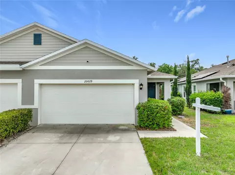 20029 Royal Tern Ct, Leesburg, FL 34748