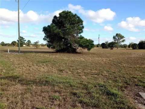 83 Harness Rd, Placida, FL 33946