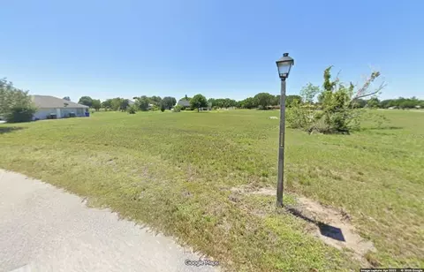 508 Meadowland Rd, Sebring, FL 33876
