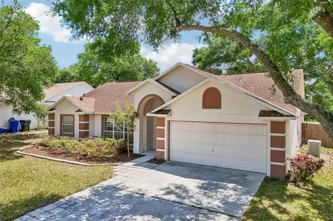 Exterior - 2596 Alclobe Cir, Ocoee, FL 34761 photo 6 of 16