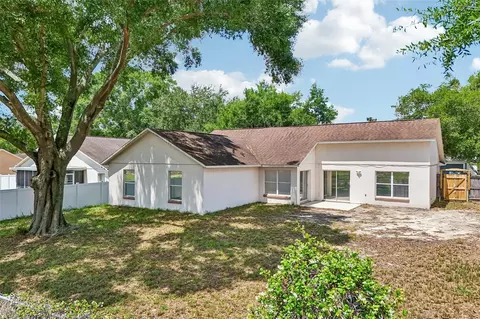 Exterior - 2596 Alclobe Cir, Ocoee, FL 34761 photo 4 of 16
