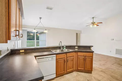 Kitchen - 2596 Alclobe Cir, Ocoee, FL 34761 photo 3 of 6