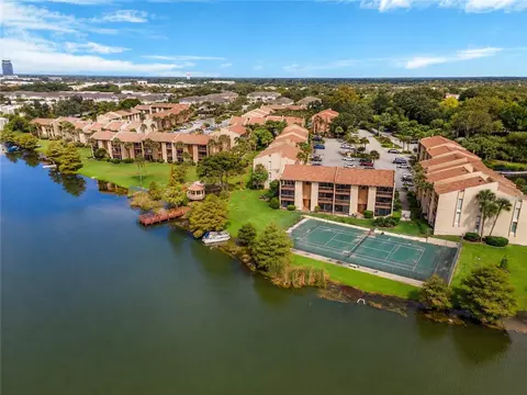 568 Orange Dr #50, Altamonte Springs, FL 32701
