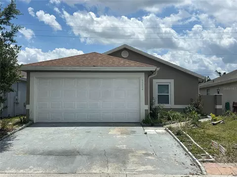 5224 Florida Holly Dr, Orlando, FL 32811