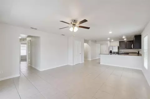 1729 Canaan Loop, Dundee, FL 33838 photo 11