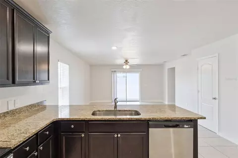 1729 Canaan Loop, Dundee, FL 33838 photo 8
