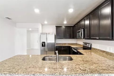 1729 Canaan Loop, Dundee, FL 33838 photo 9