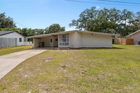 455 Belle Ayre Dr, Mount Dora, FL 32757