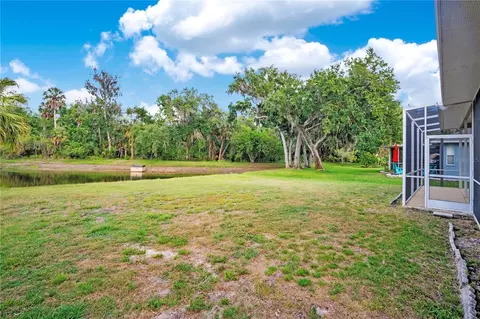 Exterior - 3404 River Woods Dr, Parrish, FL 34219 photo 8 of 11