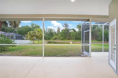 Exterior - 3404 River Woods Dr, Parrish, FL 34219 photo 4 of 11