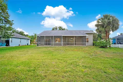 Exterior - 3404 River Woods Dr, Parrish, FL 34219 photo 6 of 11
