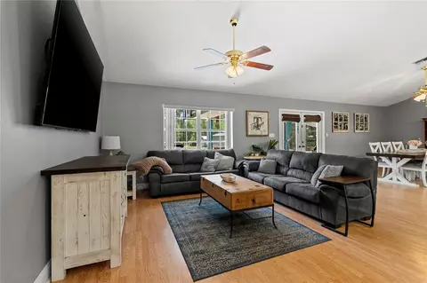 Living - 39600 Greenbrier St, Eustis, FL 32736 photo 4 of 4
