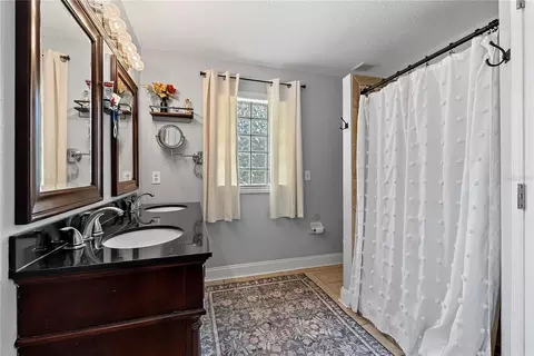 Bath - 39600 Greenbrier St, Eustis, FL 32736 photo 1 of 3