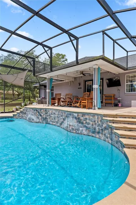 Exterior - 39600 Greenbrier St, Eustis, FL 32736 photo 9 of 15