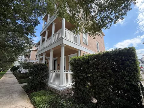444 Blue Bayou Ln, Winter Springs, FL 32708