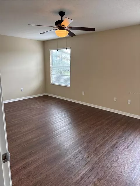 Bedroom - 13011 Avalon Crest Ct, Riverview, FL 33579 photo 4 of 5