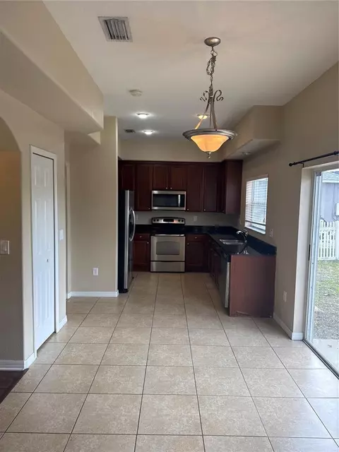 Kitchen - 13011 Avalon Crest Ct, Riverview, FL 33579 photo 1 of 2