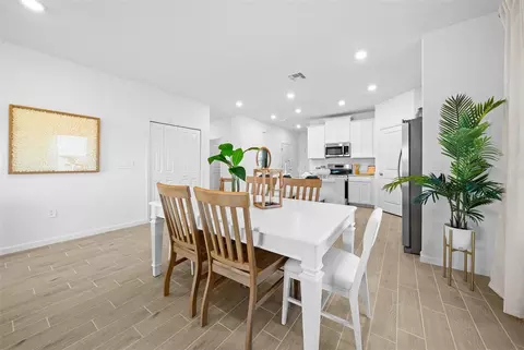 Dining - 8686 SW 69th Ter, Ocala, FL 34476 photo 3 of 3