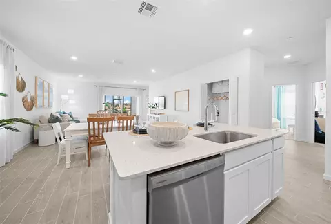 Kitchen - 8686 SW 69th Ter, Ocala, FL 34476 photo 1 of 5