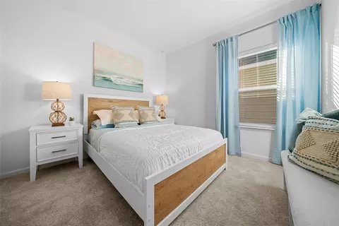 Bedroom - 8686 SW 69th Ter, Ocala, FL 34476 photo 1 of 8