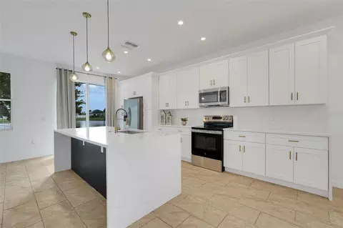 Kitchen - 3428 Perching Rd, Saint Cloud, FL 34772 photo 1 of 5
