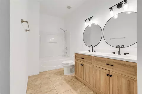 Bath - 3428 Perching Rd, Saint Cloud, FL 34772 photo 1 of 3