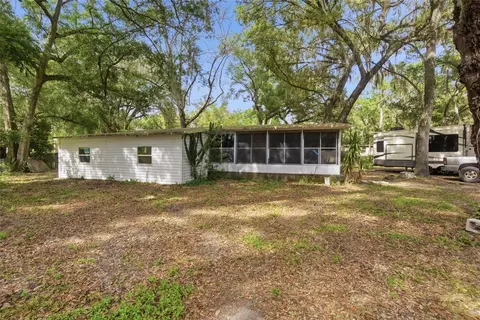 6945 NE 5th Pl, Ocala, FL 34470 photo 2
