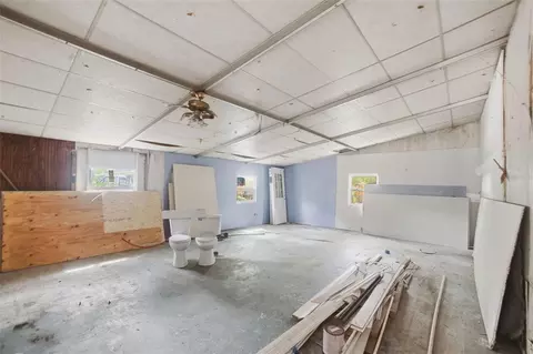 6945 NE 5th Pl, Ocala, FL 34470 photo 22