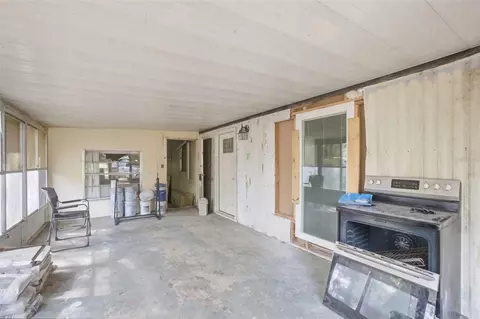 6945 NE 5th Pl, Ocala, FL 34470 photo 23