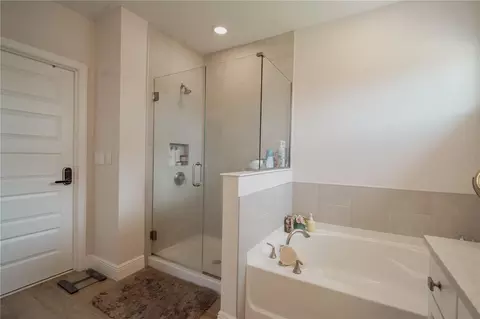 Bath - 17828 Adrifit, Winter Garden, FL 34787 photo 3 of 3