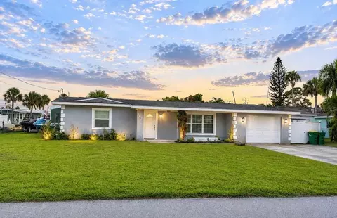1623 Wavecrest St, Merritt Island, FL 32952