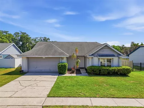 10137 Pink Carnation Ct, Orlando, FL 32825