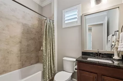 Bath - 4912 Catalpa Dr, Saint Cloud, FL 34772 photo 5 of 7