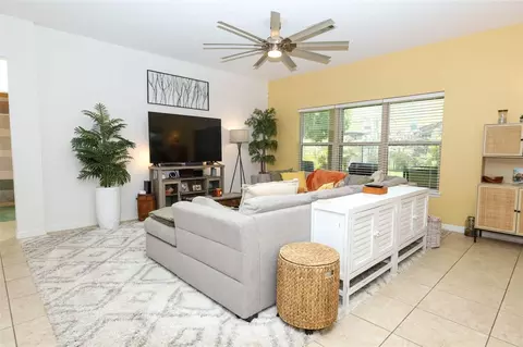 Living - 5232 Villa Rosa Ave, Saint Cloud, FL 34771 photo 3 of 5