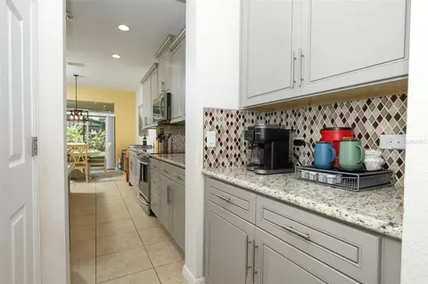 Kitchen - 5232 Villa Rosa Ave, Saint Cloud, FL 34771 photo 1 of 6