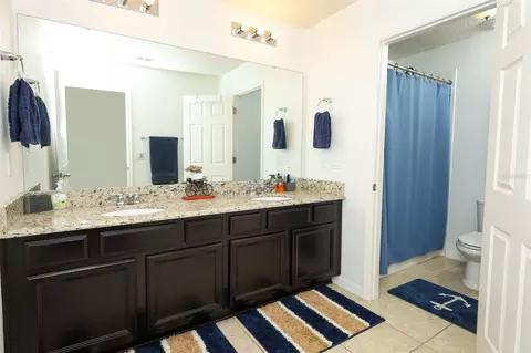 Bath - 5232 Villa Rosa Ave, Saint Cloud, FL 34771 photo 4 of 4