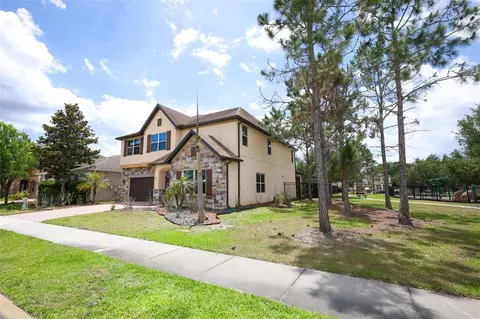 Exterior - 5232 Villa Rosa Ave, Saint Cloud, FL 34771 photo 11 of 14