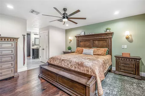 Bedroom - 27035 State Road 44, Eustis, FL 32736 photo 1 of 6