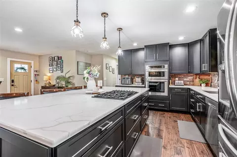 Kitchen - 27035 State Road 44, Eustis, FL 32736 photo 2 of 9