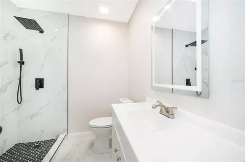 Bath - 4707 Pinellas Dr, Orlando, FL 32812 photo 1 of 3