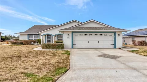 106 Fairway Cir, Umatilla, FL 32784