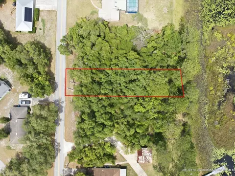 W Lake Drive, Deland, FL 32724