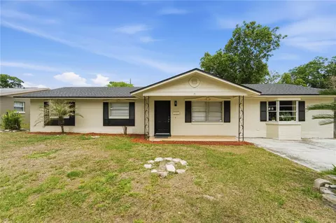 2213 Villano Ave, Orlando, FL 32818