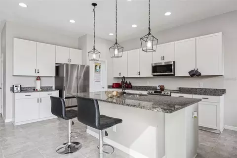 Kitchen - 2091 Brillante Dr, Saint Cloud, FL 34771 photo 3 of 7