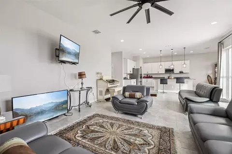 Living - 2091 Brillante Dr, Saint Cloud, FL 34771 photo 2 of 5