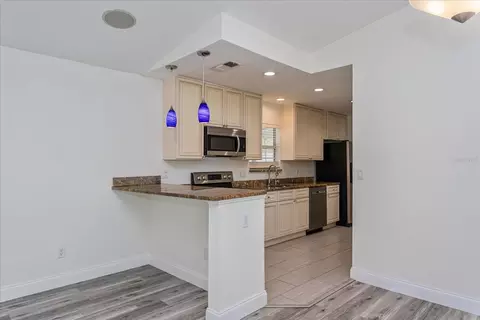 Kitchen - 414 Tranquille Oaks Dr, Ocoee, FL 34761 photo 3 of 3