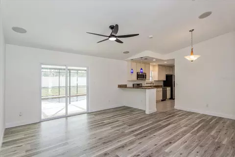 Living - 414 Tranquille Oaks Dr, Ocoee, FL 34761 photo 3 of 5