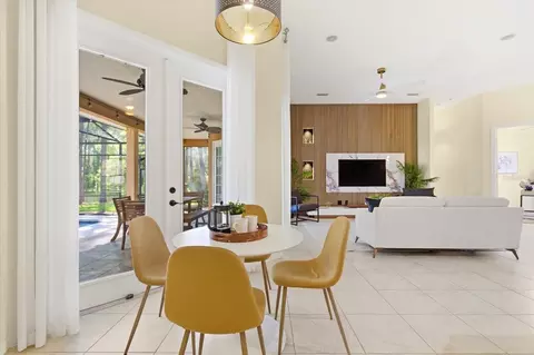 Dining - 1064 Ceasars Ct, Mount Dora, FL 32757 photo 2 of 2